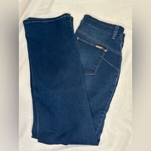 Chico's Lifting Straight Leg Denim
